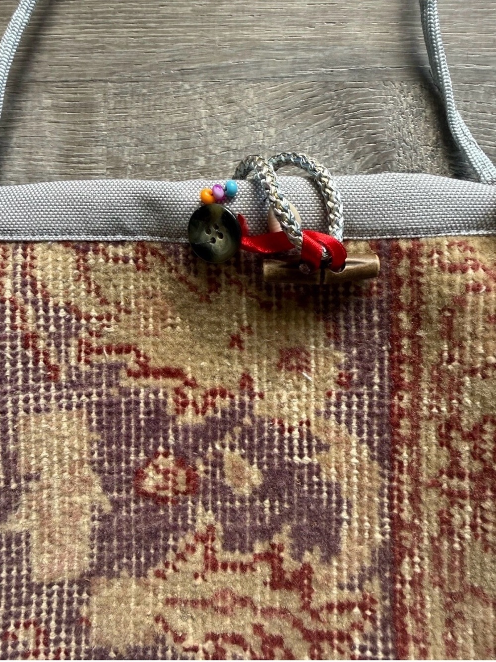 Boho Handwoven Tapestry Crossbody Bag in Muted Red and Cream Button Closure NWOT - Picture 6 of 9